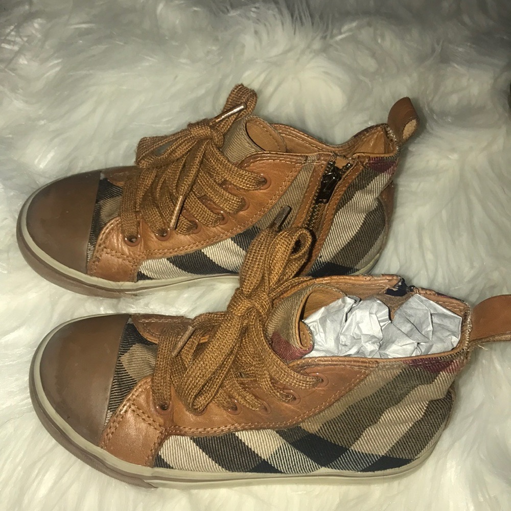Kids buberry todller sneaker
